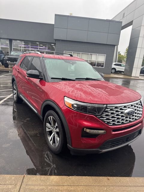Certified 2020 Ford Explorer Platinum w/ Premium Technology Package