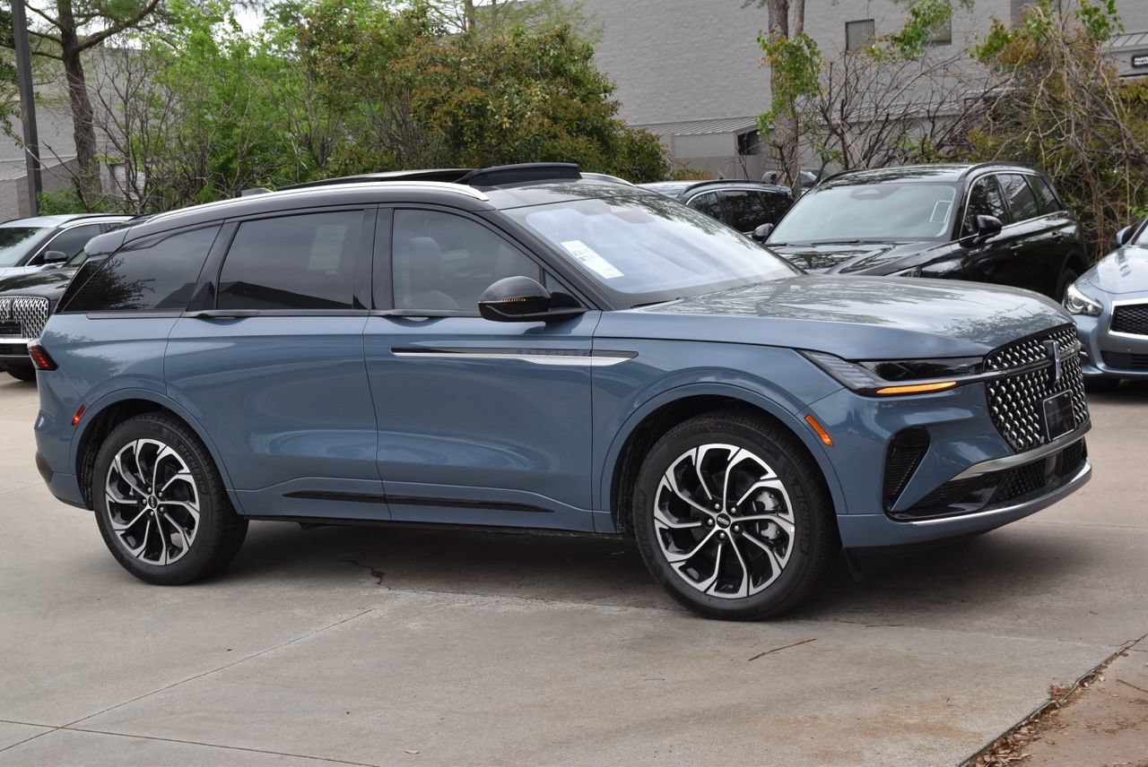 New 2026 Lincoln Nautilus Reserve AWD/4WD image 11