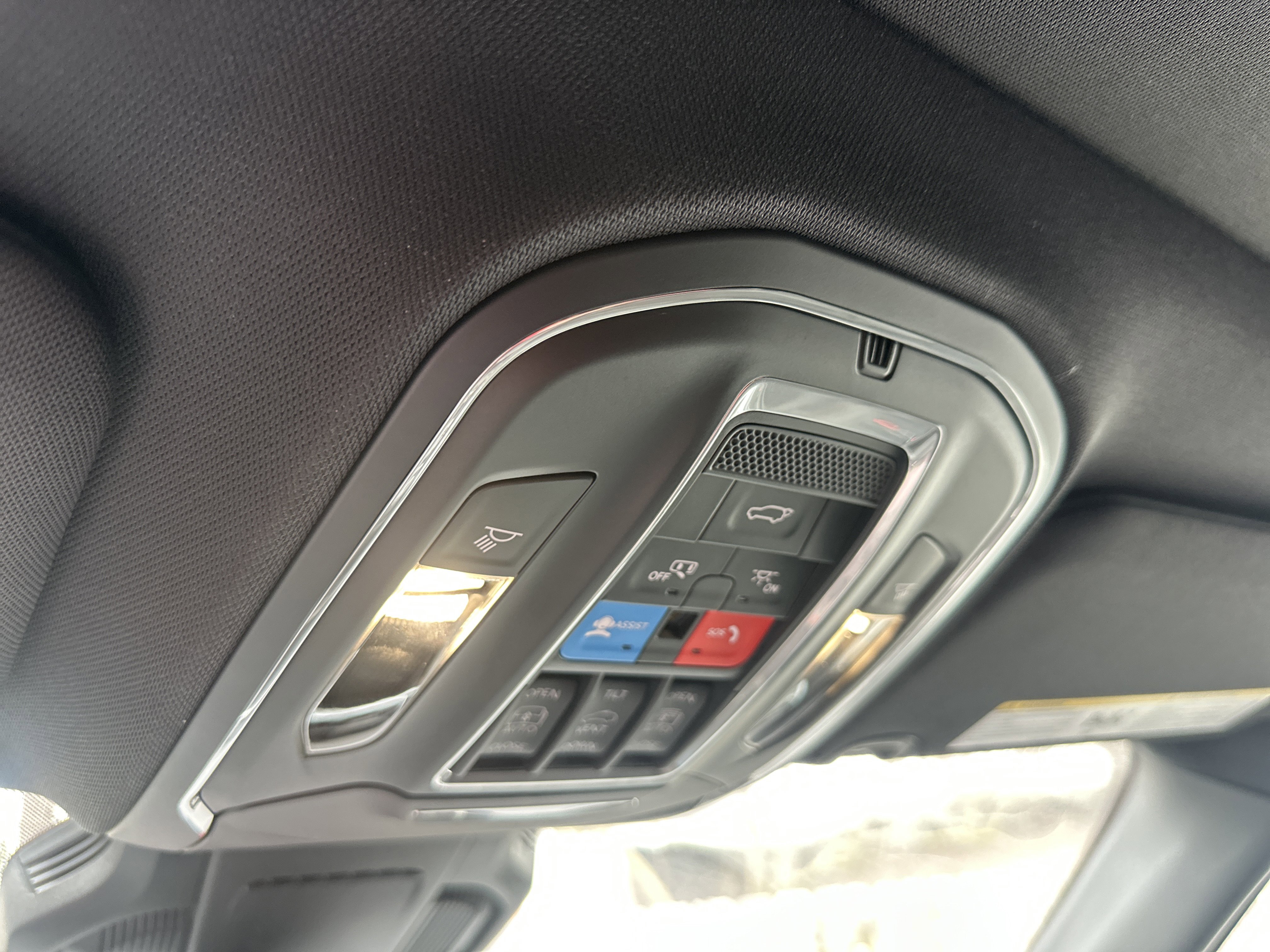 New 2026 Jeep Cherokee Limited image 10