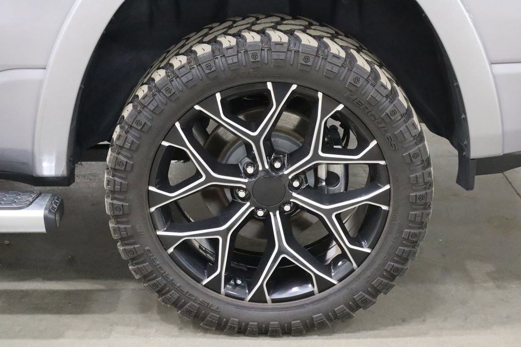 Used 2022 RAM 1500 Limited w/ Body Color Bumper Group image 33