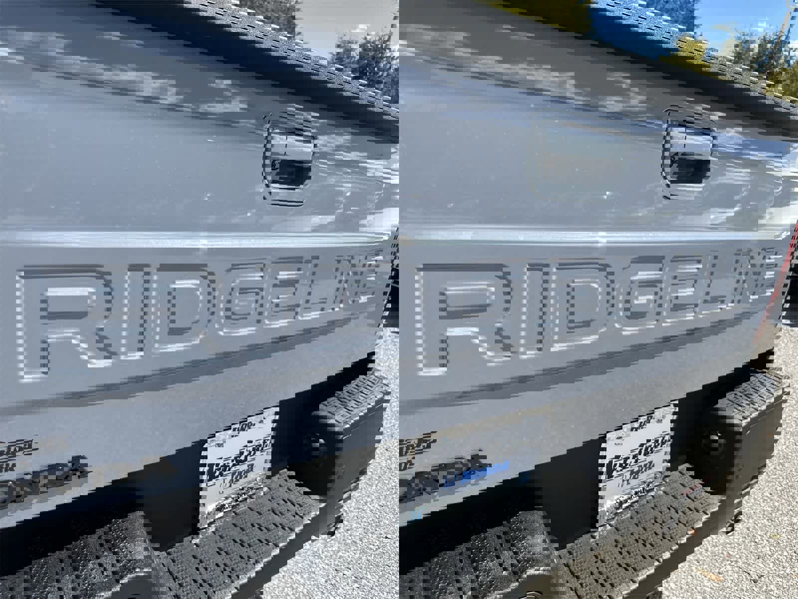 New 2026 Honda Ridgeline Black Edition image 11