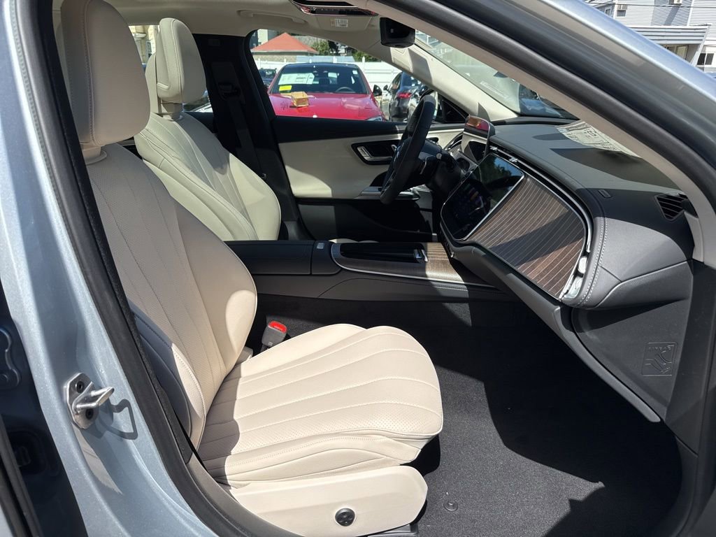 New 2026 Mercedes-Benz E 350 4MATIC Sedan image 11
