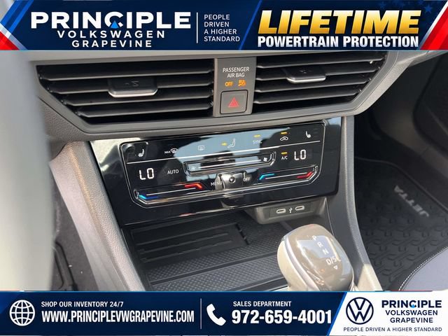 New 2027 Volkswagen Jetta SE FWD image 21