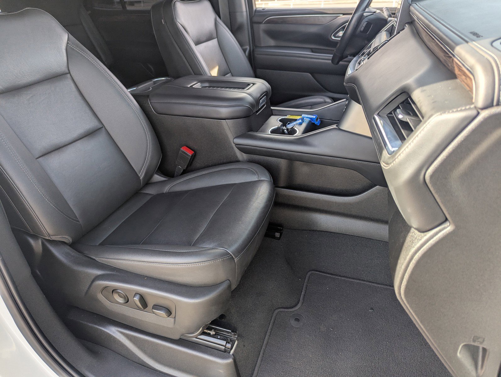 Certified 2022 Chevrolet Tahoe Z71 w/ Max Trailering Package image 12