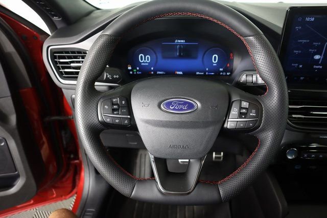 Certified 2023 Ford Escape ST-Line Elite AWD/4WD image 34