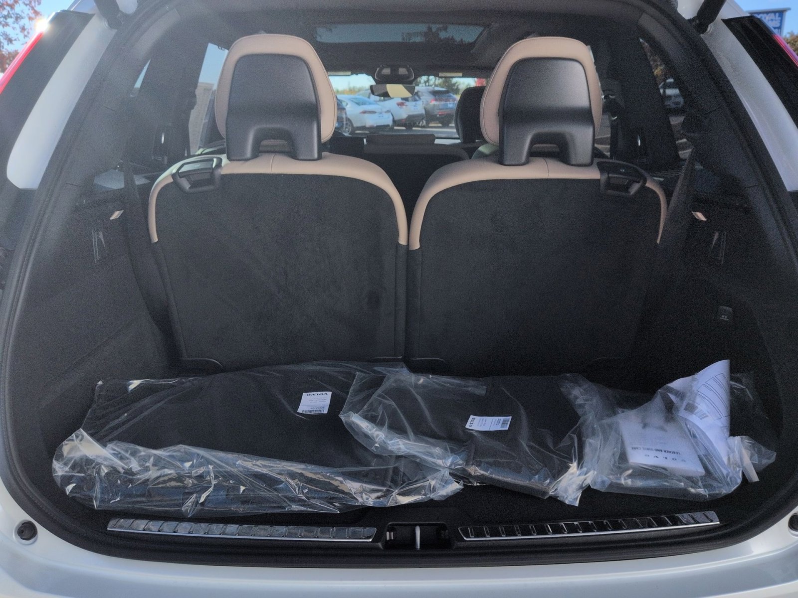 New 2026 Volvo XC90 B6 Ultra image 27