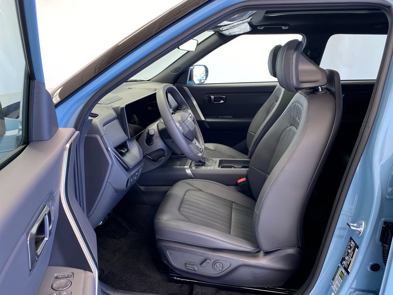 New 2027 Kia Seltos X-Line S w/ X-Line S Premium Package AWD/4WD image 16