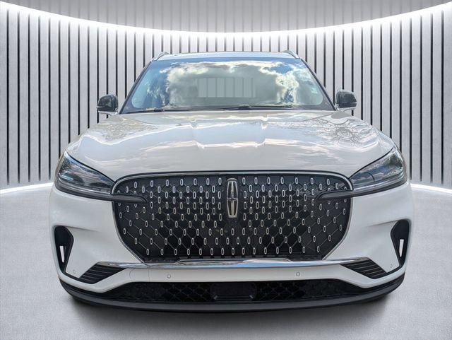 Used 2025 Lincoln Aviator Reserve image 10