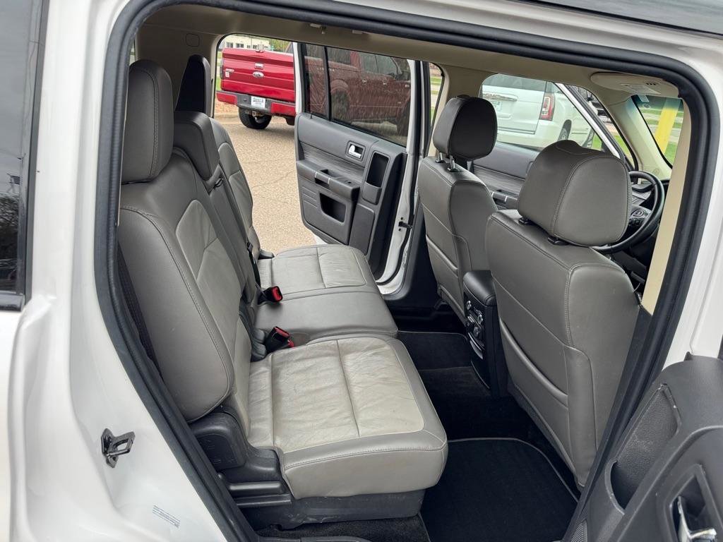 Used 2016 Ford Flex SEL w/ Equipment Group 202A AWD/4WD image 23