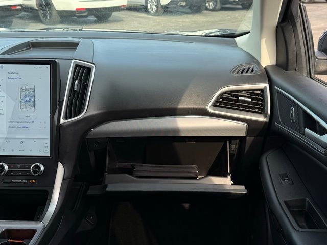 Certified 2022 Ford Edge SEL w/ Convenience Package image 28