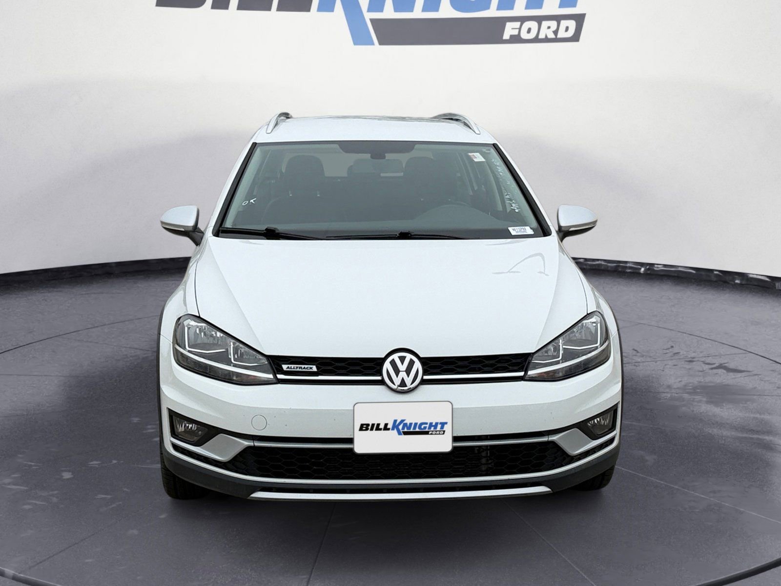Used 2019 Volkswagen Golf Alltrack S image 8