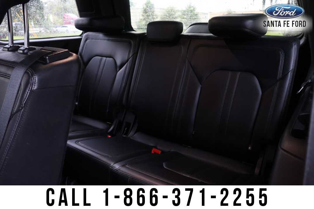 Used 2019 Ford Expedition Limited w/ Driver Assistance Package AWD/4WD image 23