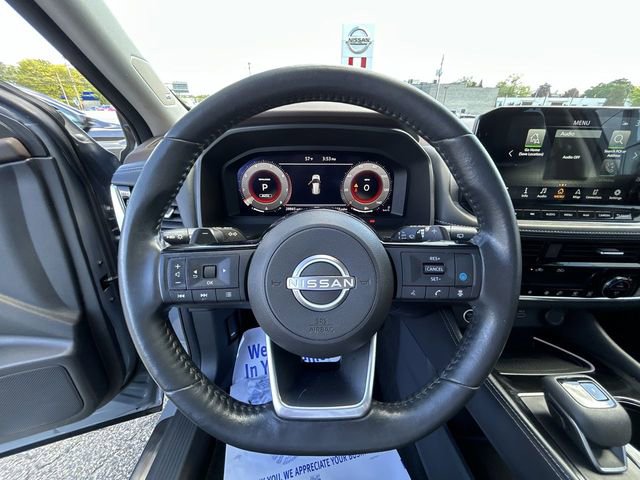 Certified 2023 Nissan Rogue Platinum w/ Platinum Premium Package AWD/4WD image 18