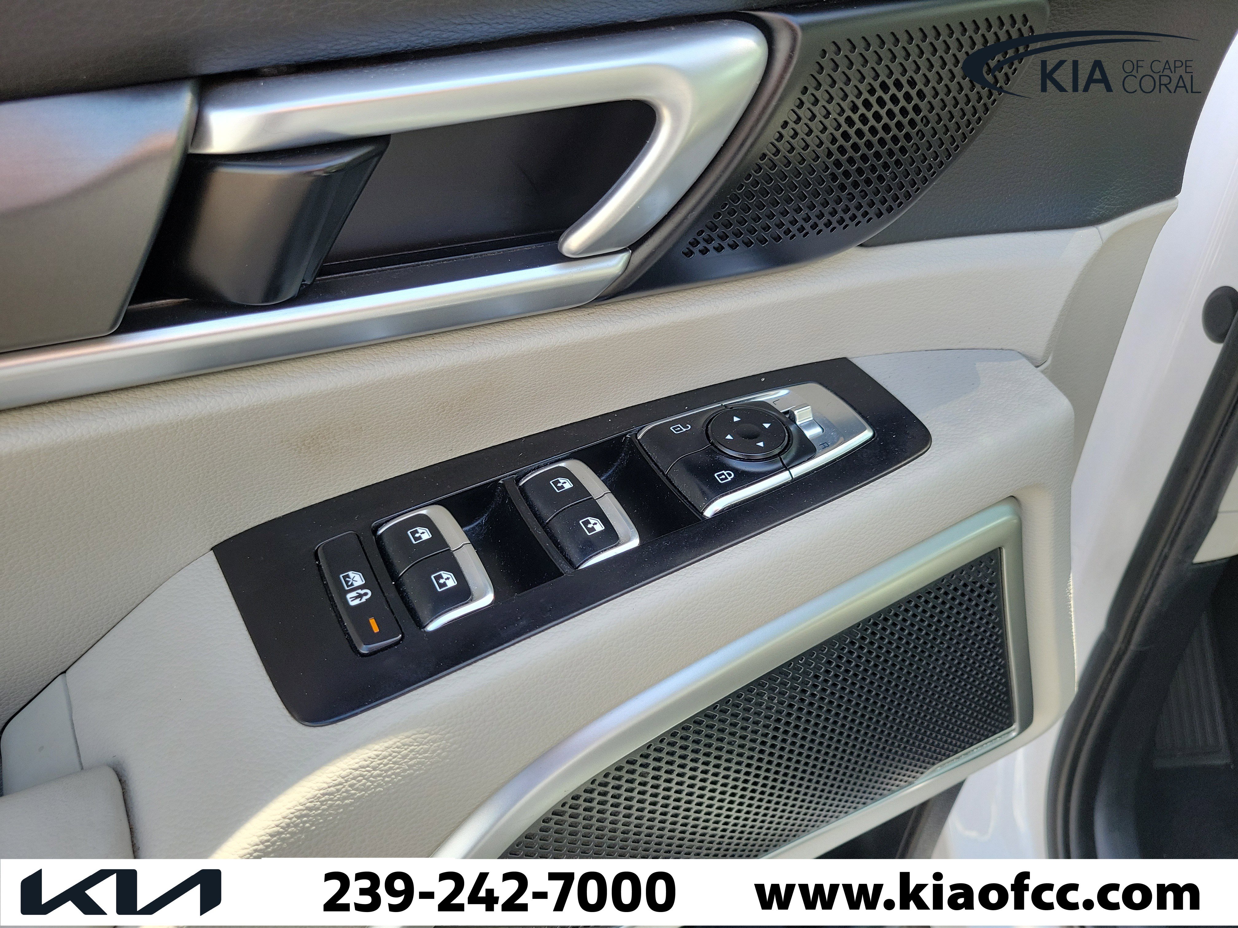 Used 2022 Kia Telluride S image 24