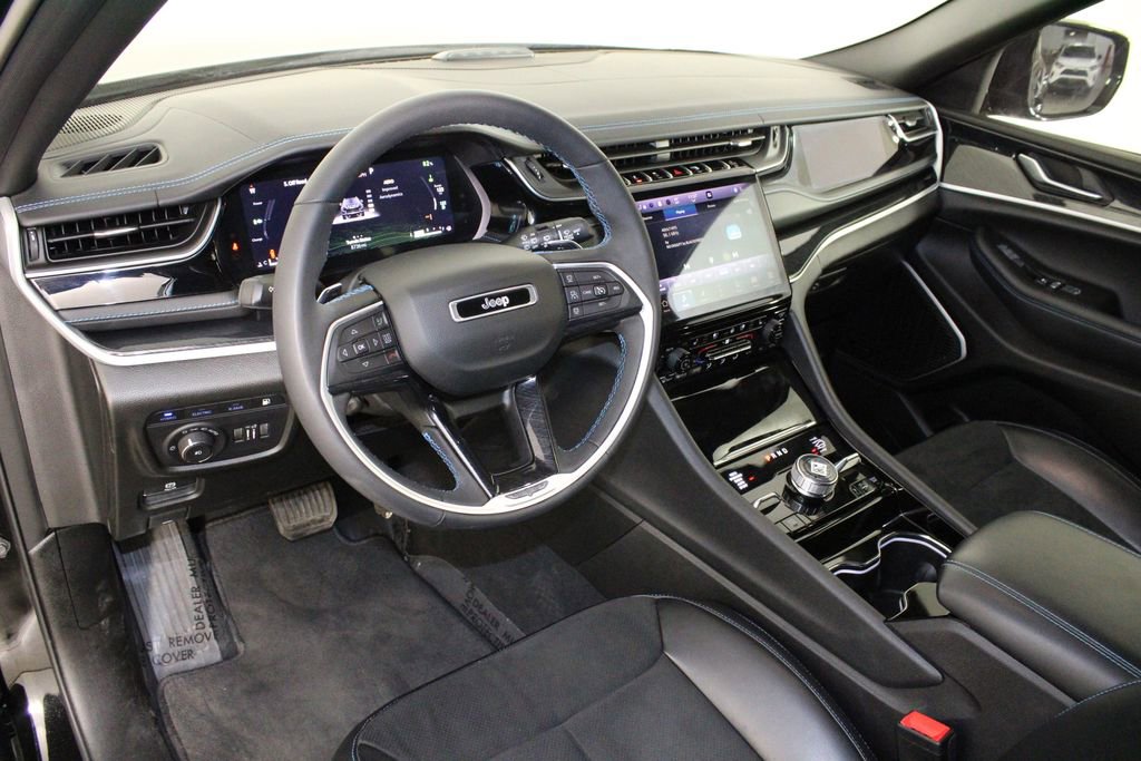 Used 2022 Jeep Grand Cherokee Trailhawk w/ Advanced Protech Group II image 24