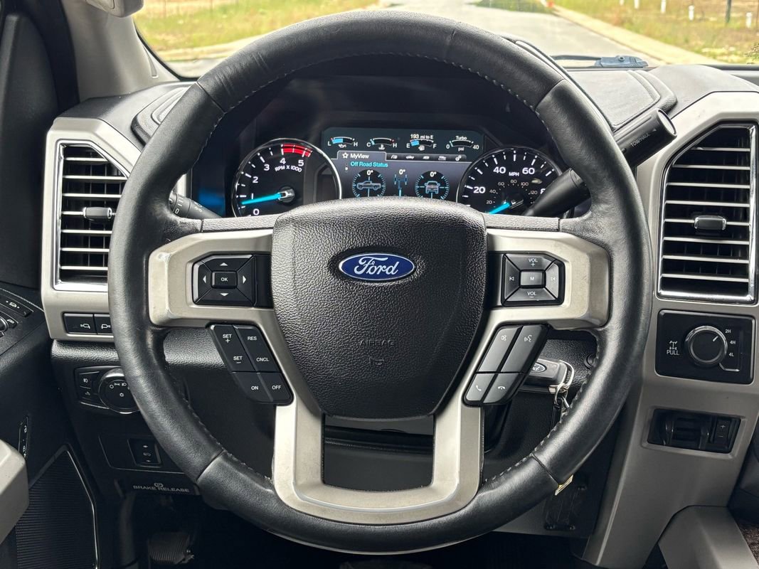 Used 2017 Ford F250 Lariat w/ FX4 Off-Road Package AWD/4WD image 32