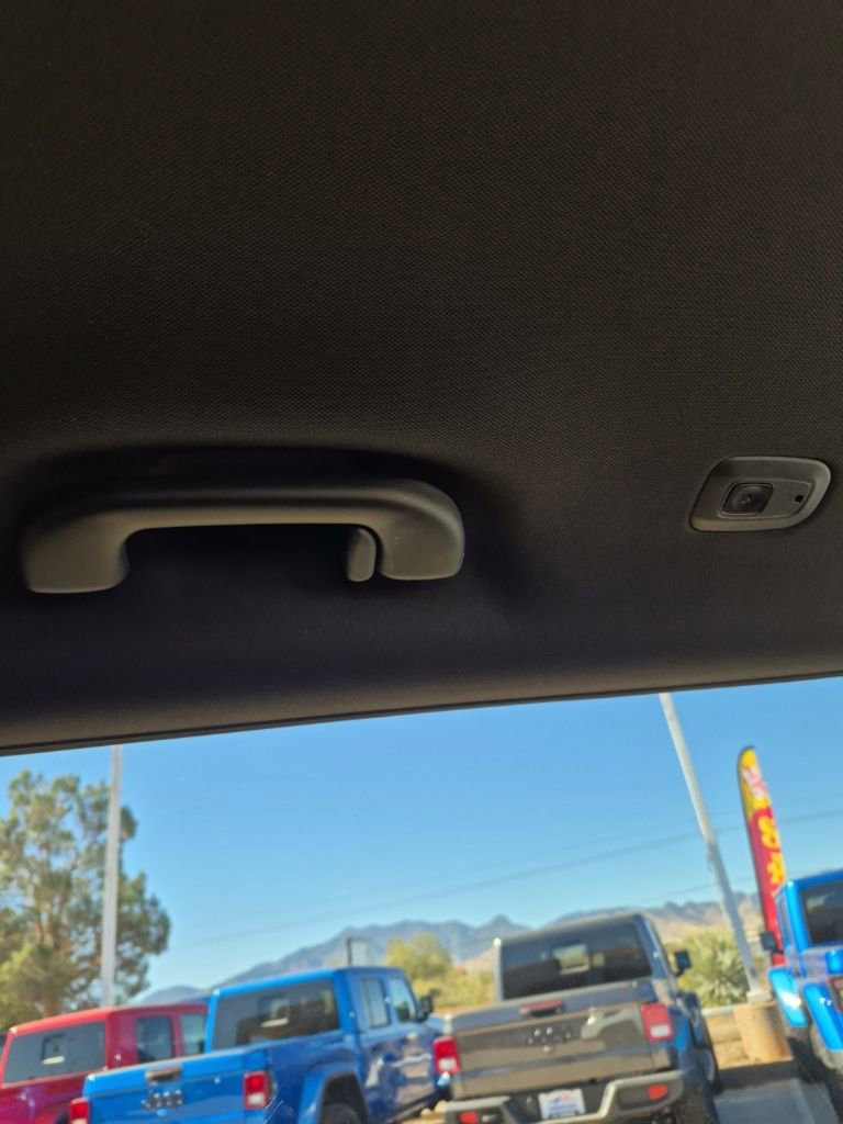 Used 2023 Jeep Grand Cherokee L Altitude AWD/4WD image 57