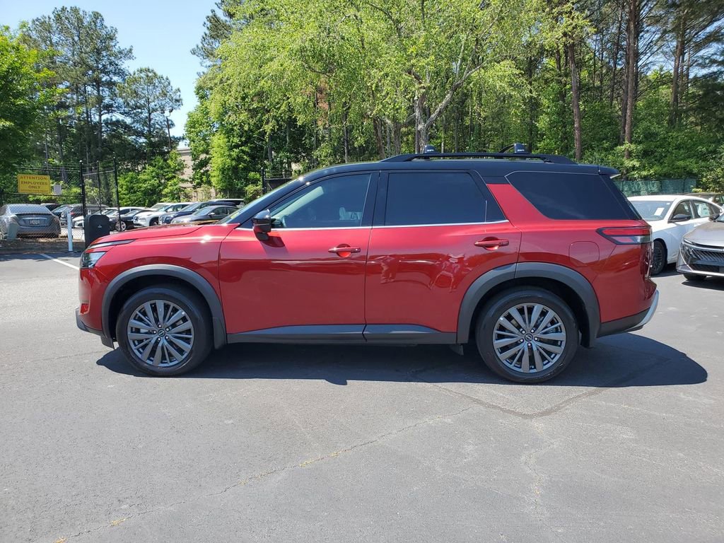 Certified 2025 Nissan Pathfinder SL w/ SL Premium Package FWD image 8