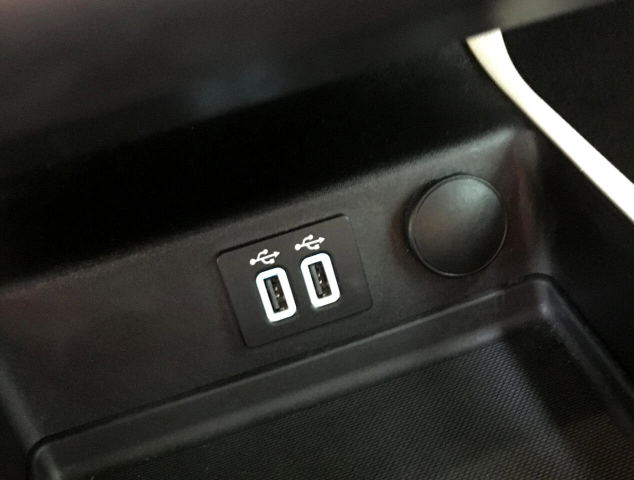 Used 2019 Ford Fusion SE image 28