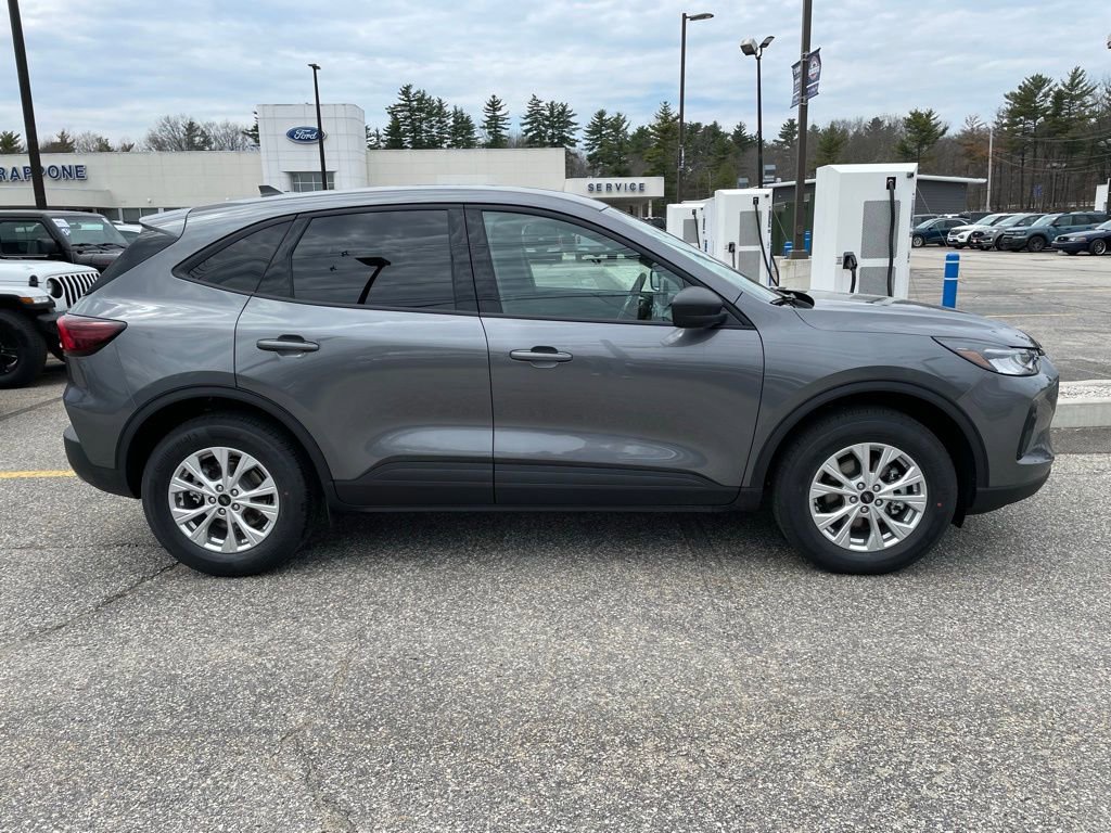 New 2026 Ford Escape Active w/ Cold Weather Package AWD/4WD image 3