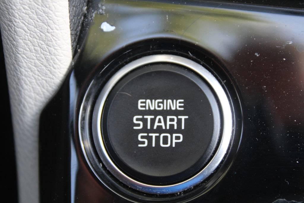 Used 2024 Kia Sportage EX image 31