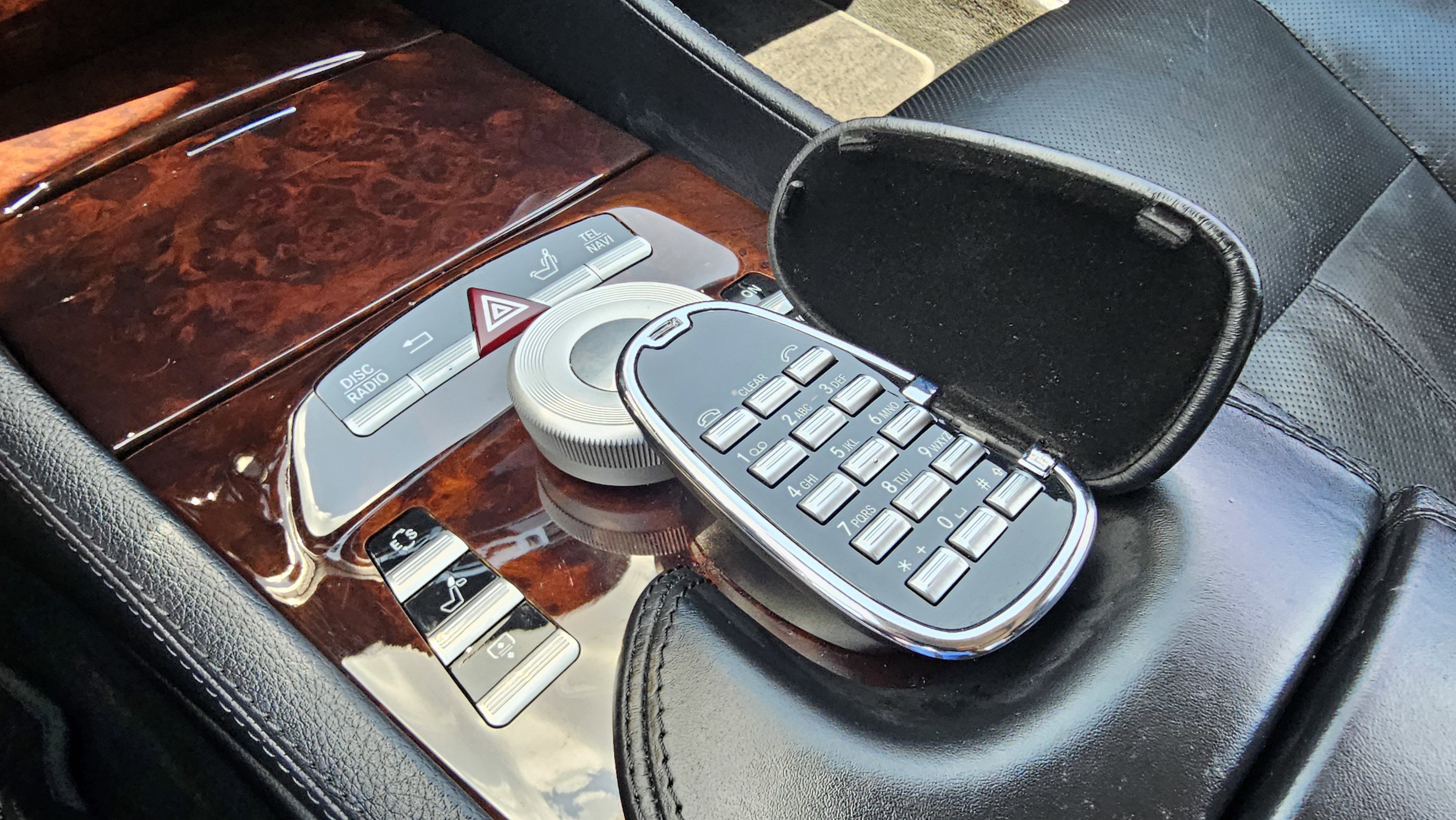 Used 2012 Mercedes-Benz CL 550 4MATIC w/ Sport Pkg image 28