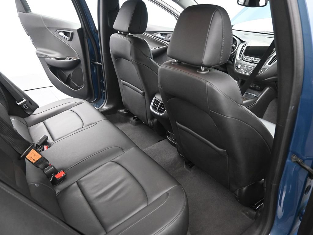 Used 2024 Chevrolet Malibu LT image 19