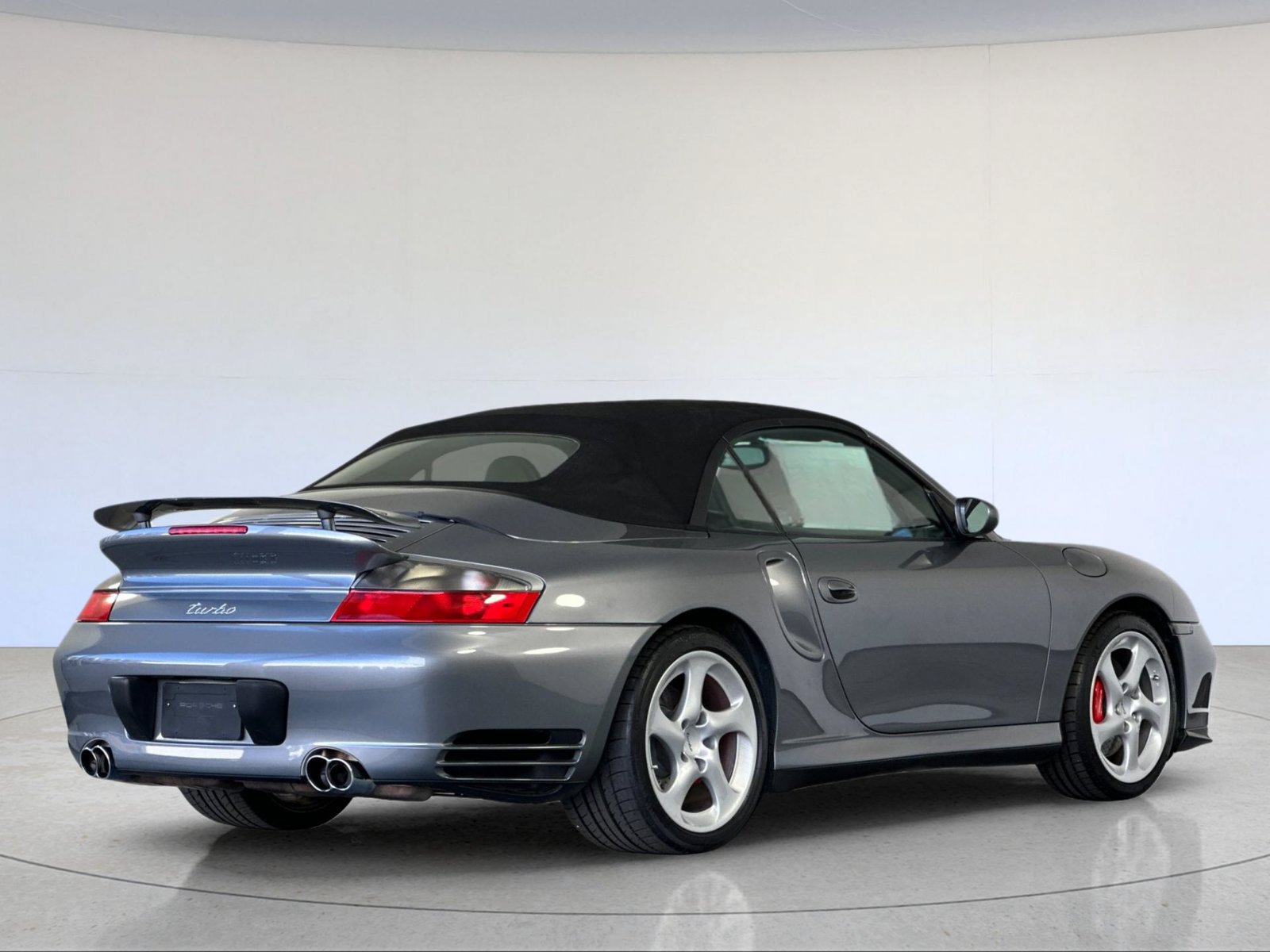 Used 2004 Porsche 911 Turbo AWD/4WD image 8