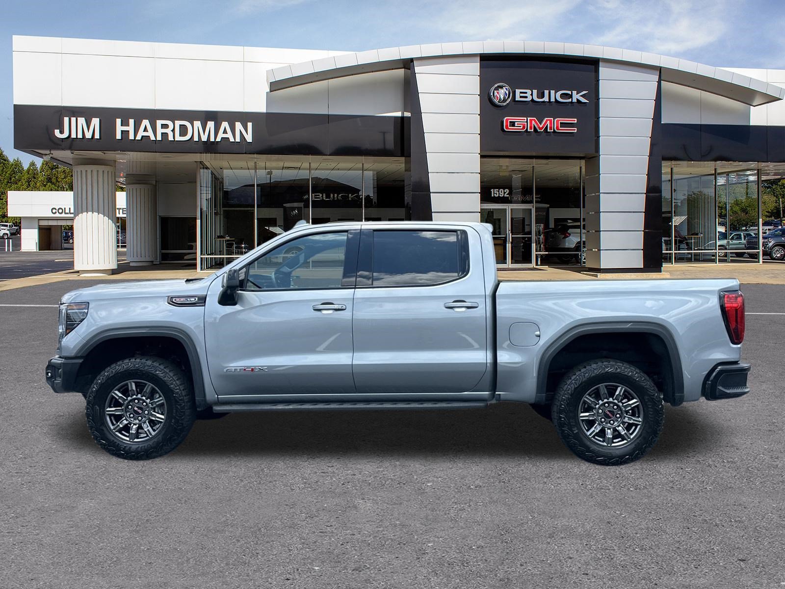 Used 2026 GMC Sierra 1500 AT4X AWD/4WD image 4