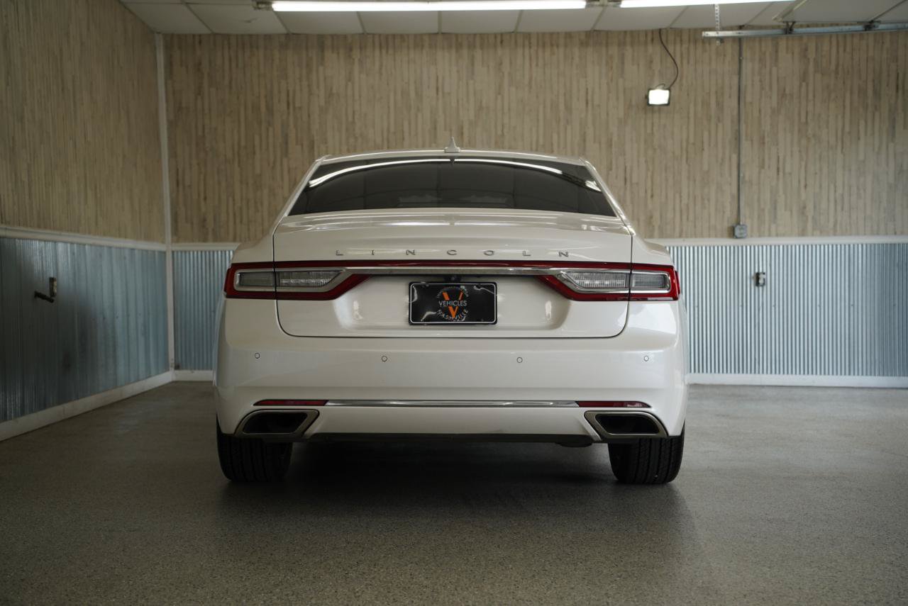 Used 2018 Lincoln Continental Select w/ Continental Climate Package FWD image 8