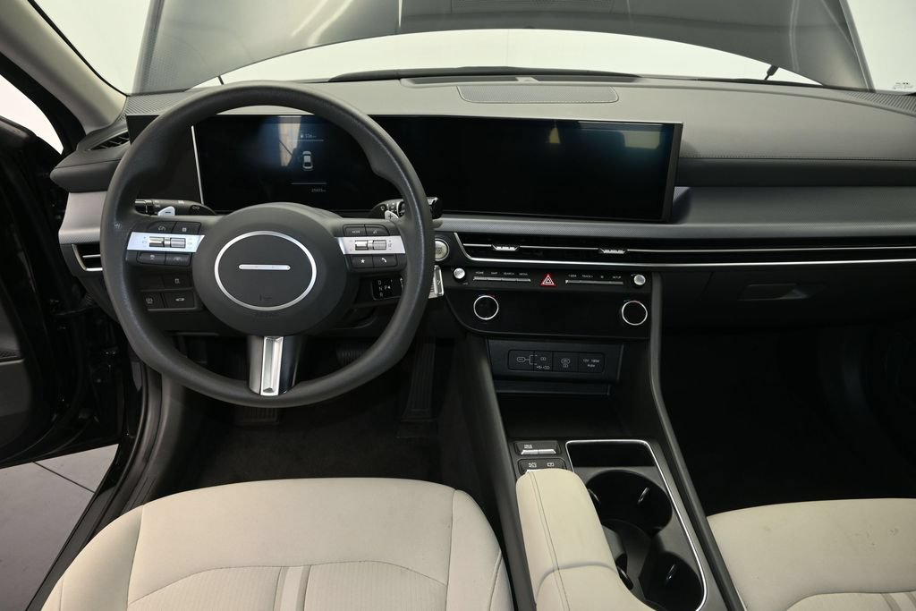 Used 2025 Hyundai Sonata SEL FWD image 19