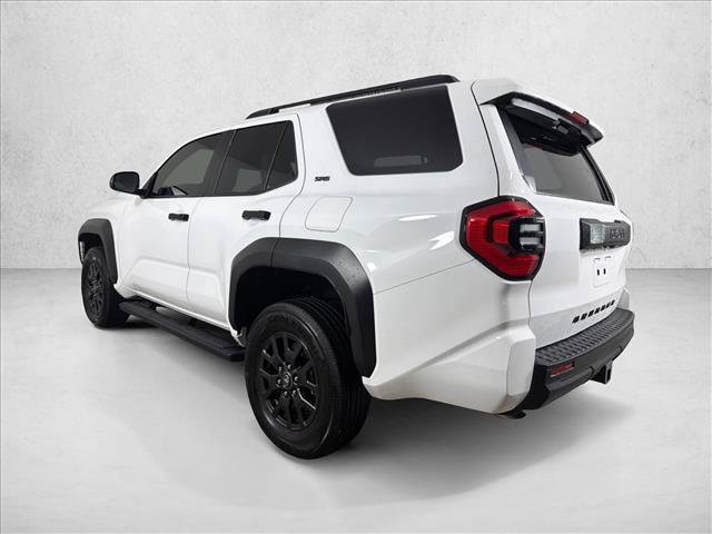 Used 2025 Toyota 4Runner SR5 AWD/4WD image 5
