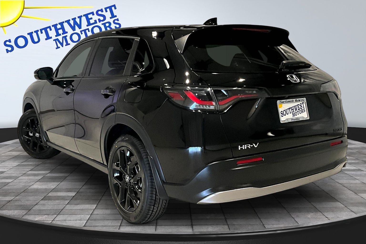 Used 2023 Honda HR-V Sport image 5