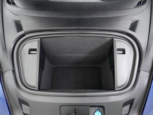 Used 2024 Porsche Taycan image 27