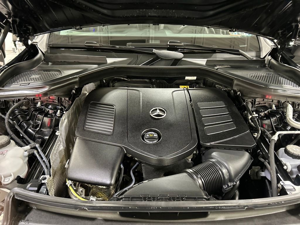 Used 2025 Mercedes-Benz GLC 300 GLC 300 image 22