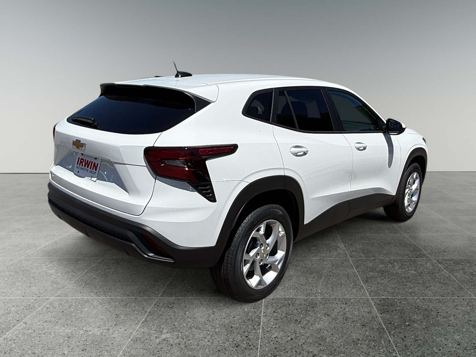 New 2026 Chevrolet Trax LS w/ LS Convenience Package FWD image 5