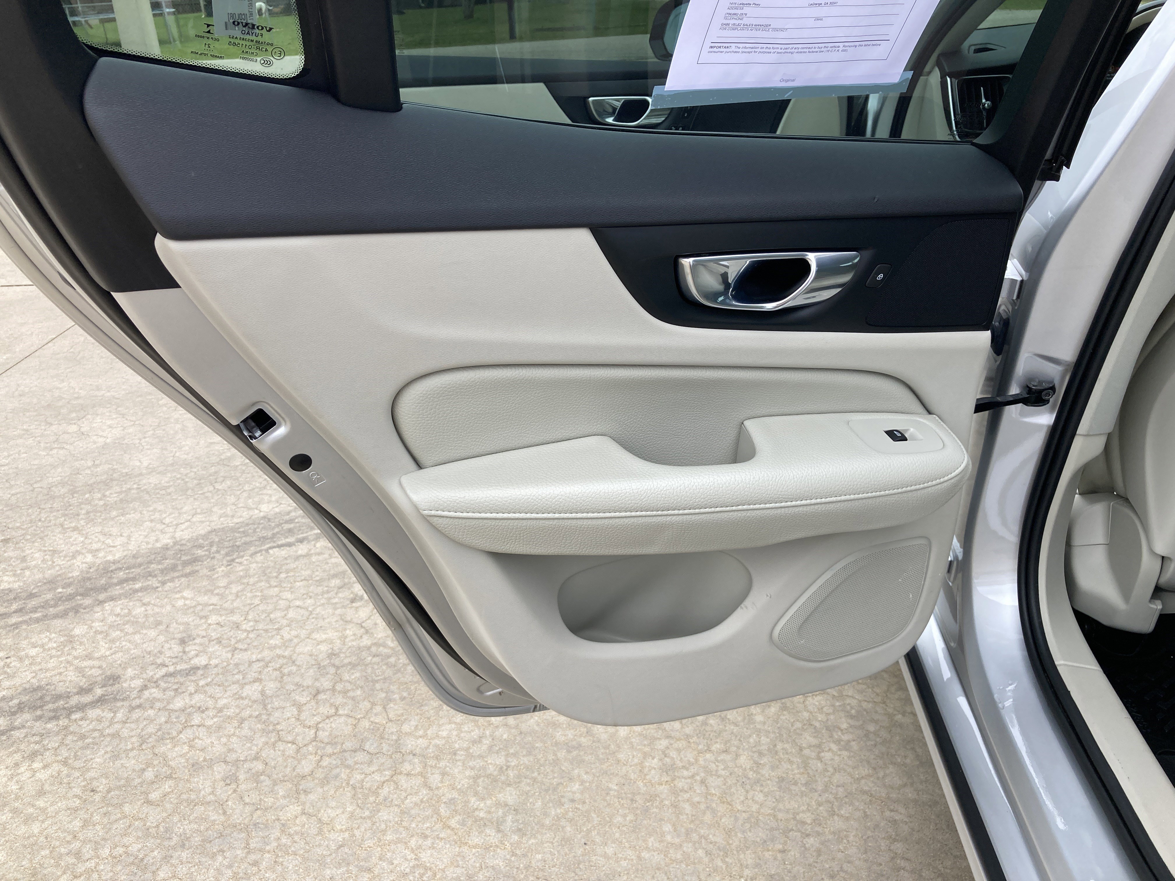Used 2022 Volvo S60 B5 Inscription FWD image 31