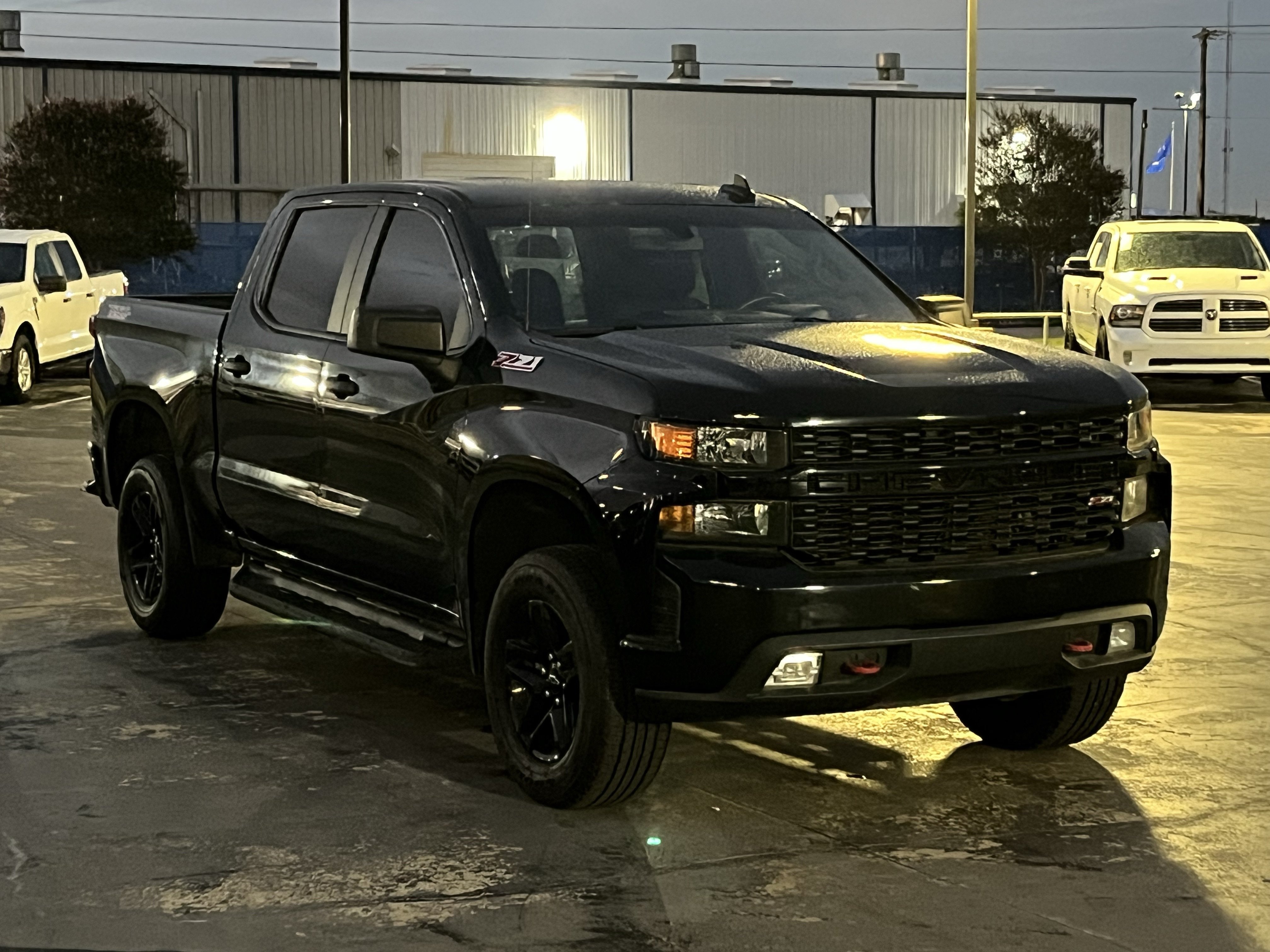 Used 2021 Chevrolet Silverado 1500 Custom Trail Boss AWD/4WD image 5