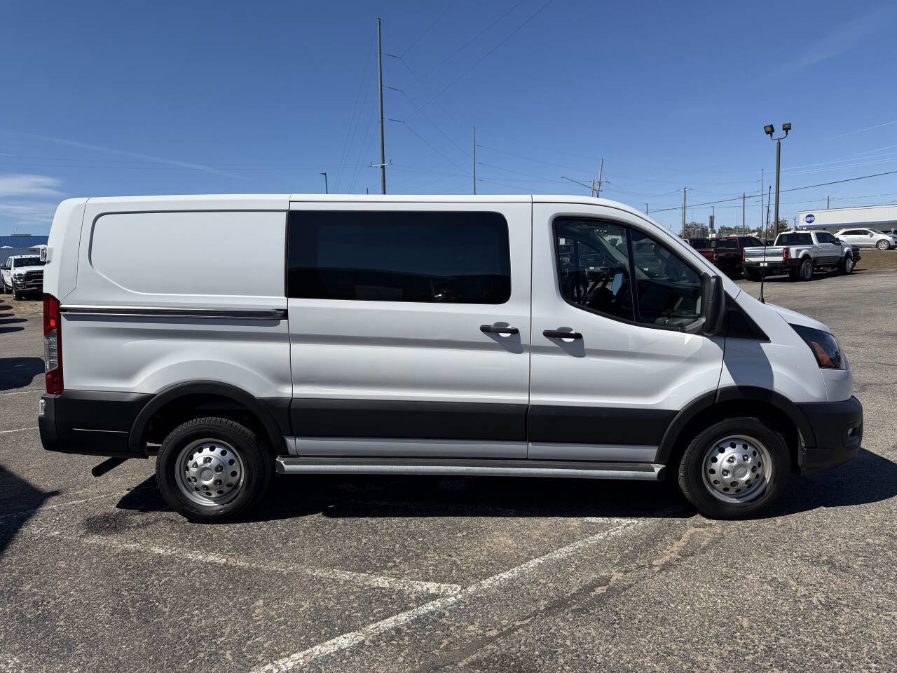 Used 2024 Ford Transit 250 Low Roof AWD w/ Exterior Upgrade Package image 6
