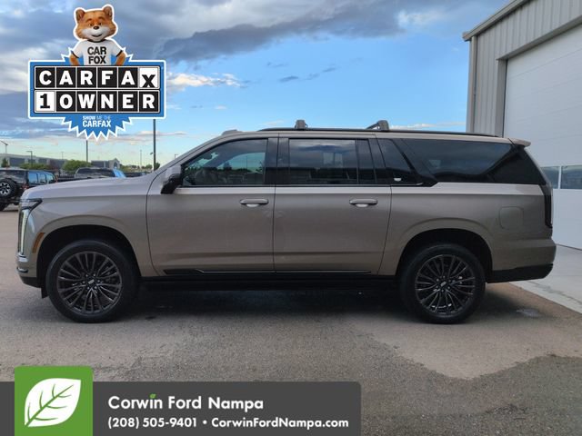 Used 2025 Cadillac Escalade ESV Sport Platinum w/ LPO, Floor Liner Package AWD/4WD image 6