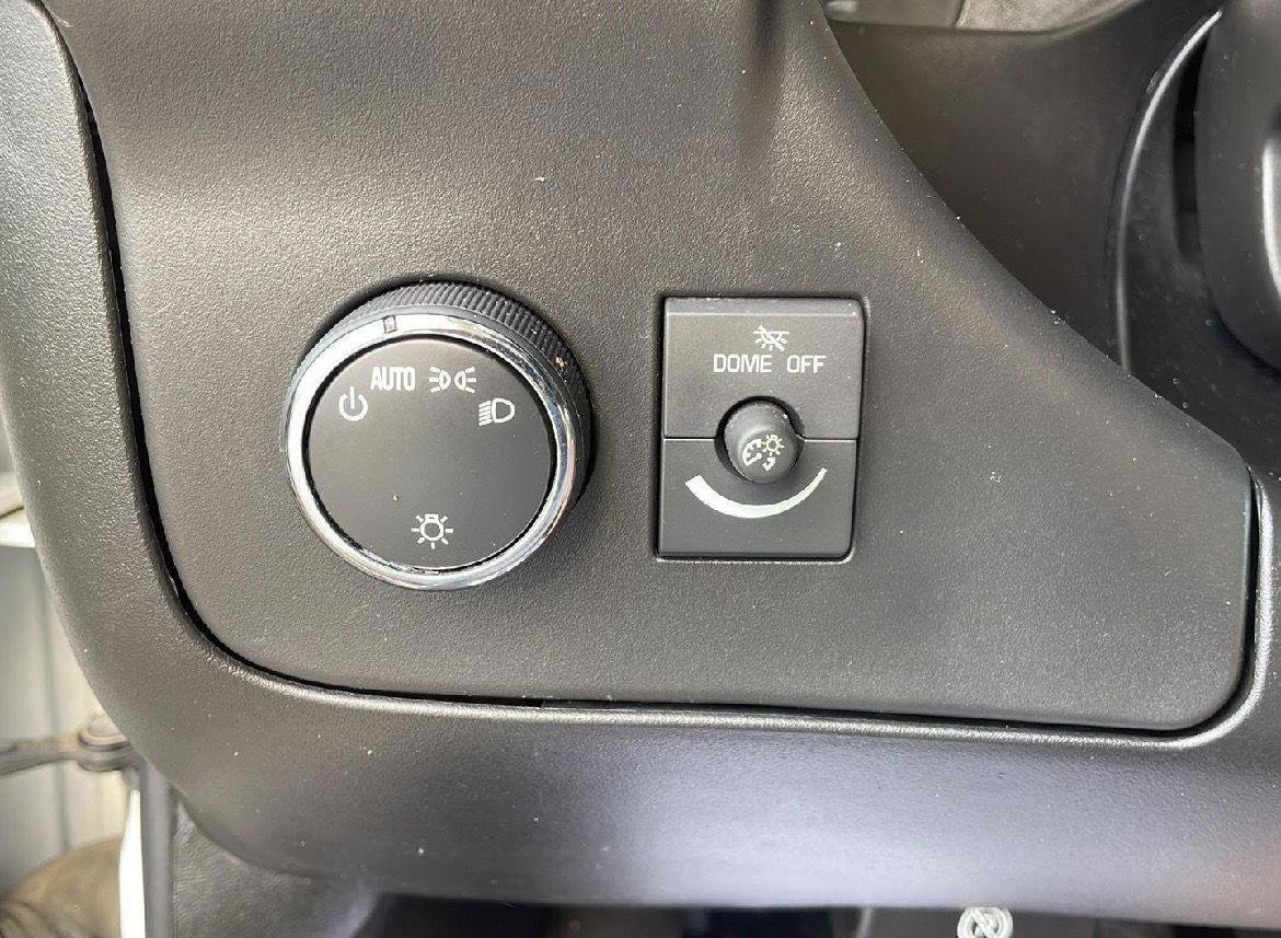 Used 2021 Chevrolet Express 4500 Extended w/ Power Convenience Package RWD image 12