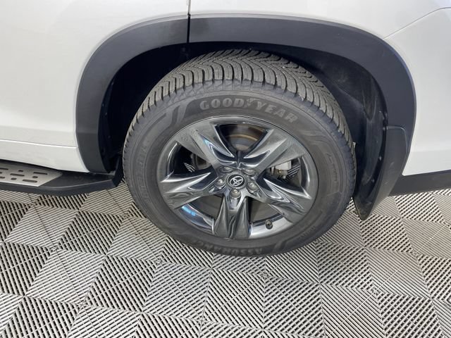 Used 2017 Toyota Highlander Limited Platinum w/ Protection Package #3 AWD/4WD image 21