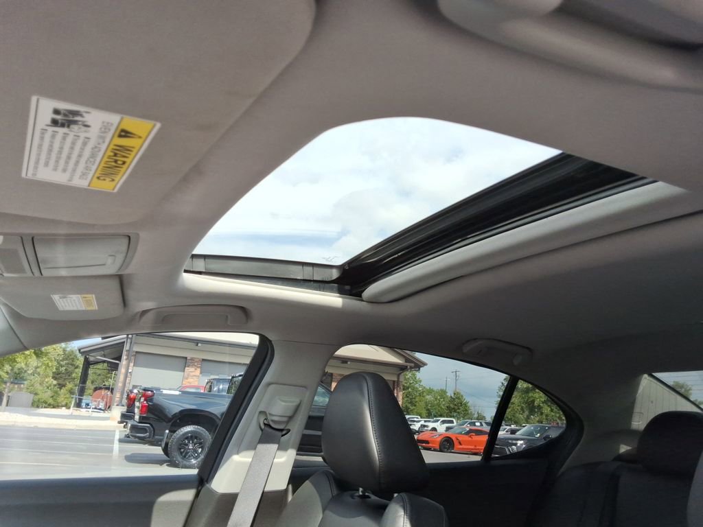 Used 2020 Acura TLX FWD image 25