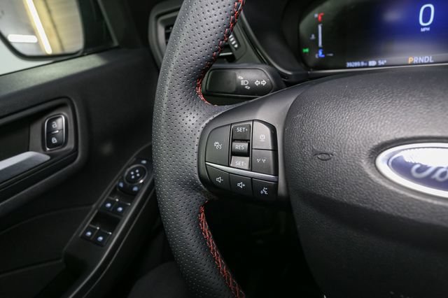 Used 2023 Ford Escape ST-Line w/ Tech Pack #1 AWD/4WD image 32