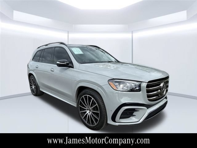 Used 2025 Mercedes-Benz GLS 450 4MATIC image 5