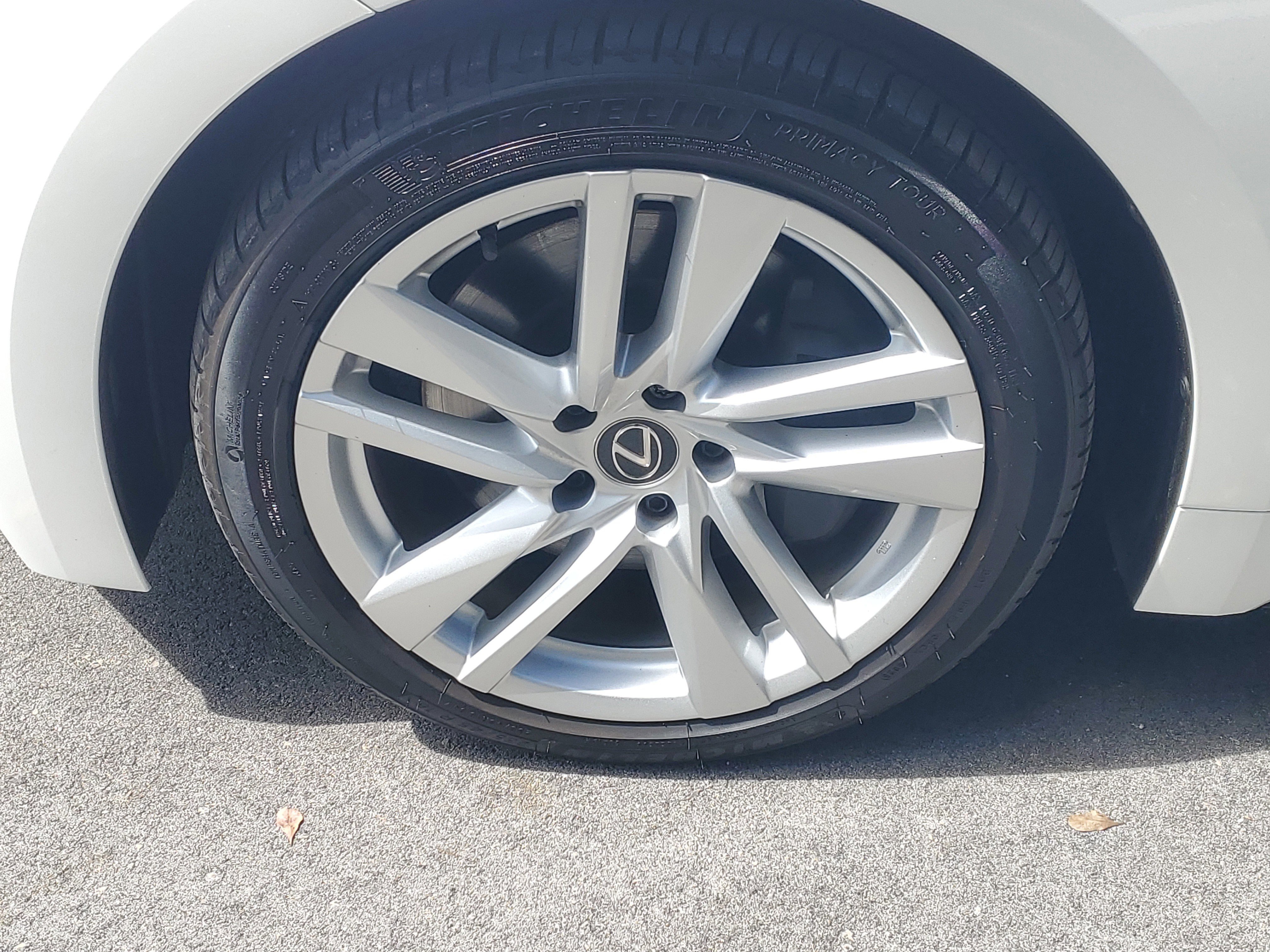 Used 2024 Lexus IS 300 w/ Comfort Package RWD image 4