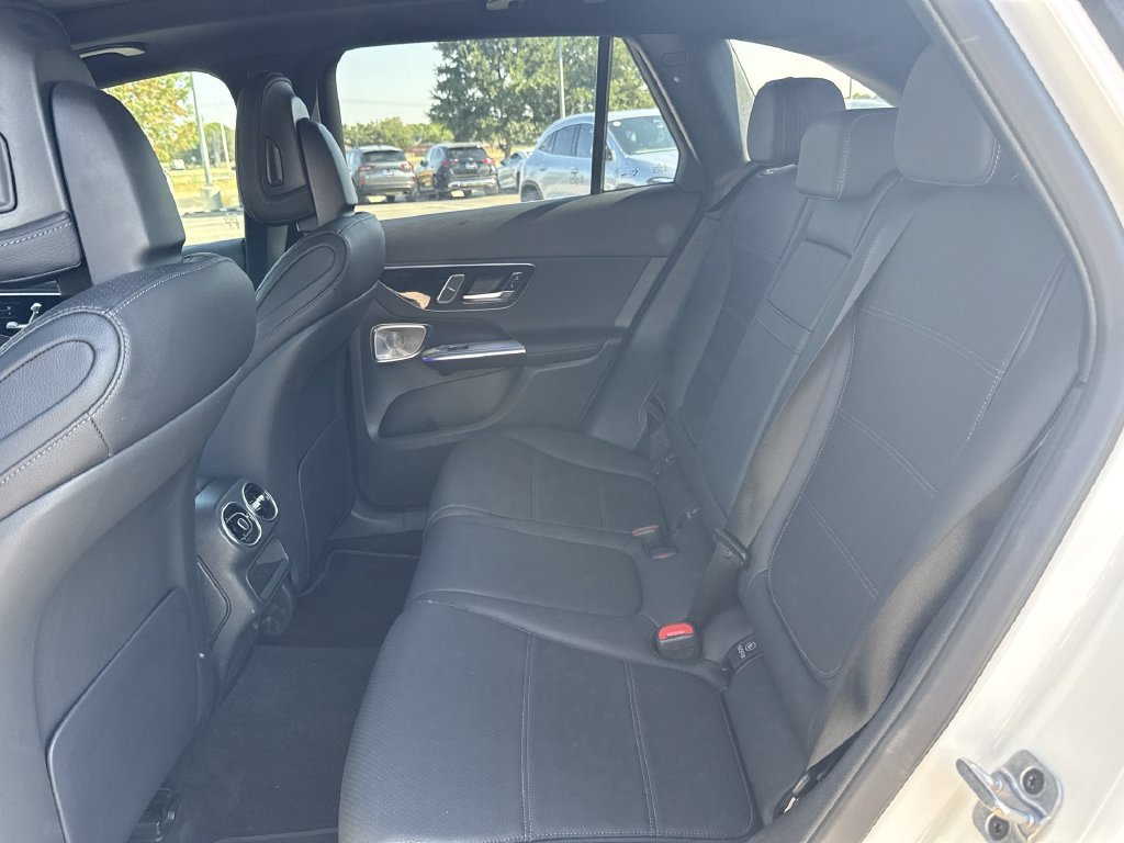 New 2026 Mercedes-Benz GLC 300 image 13