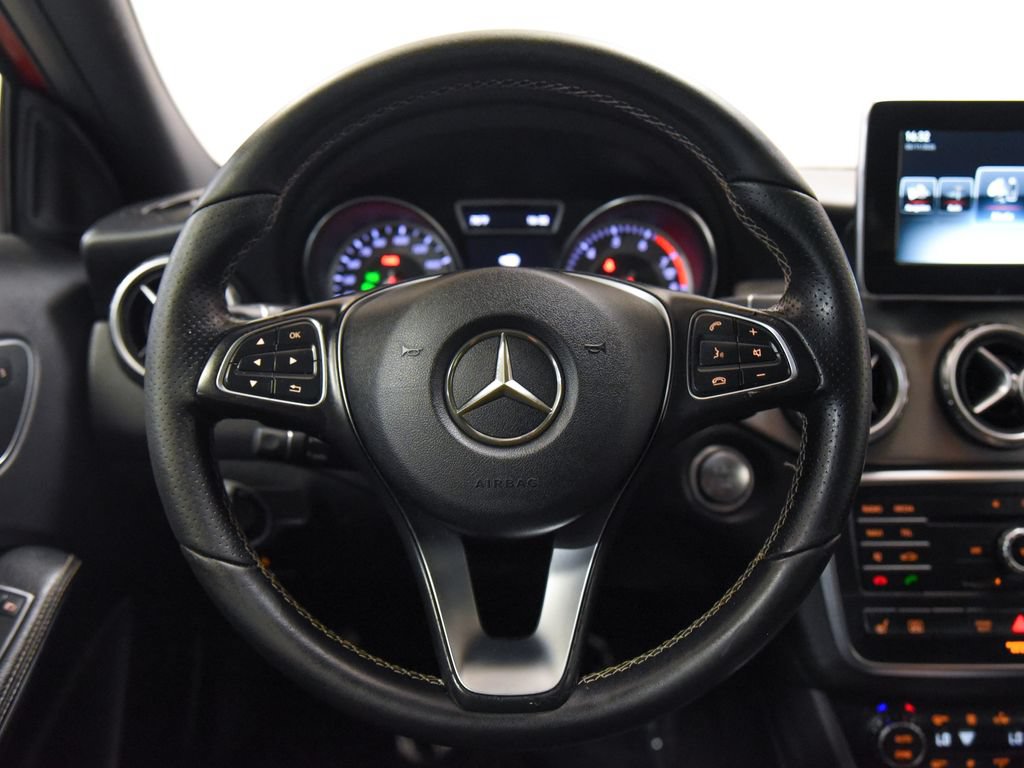 Used 2016 Mercedes-Benz GLA 250 4MATIC image 26