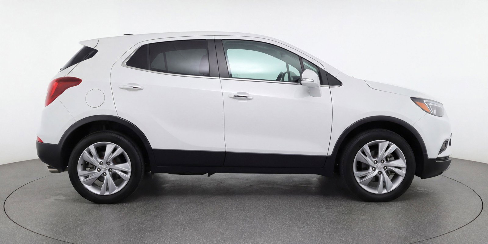 Used 2025 Buick Encore GX Preferred FWD image 11