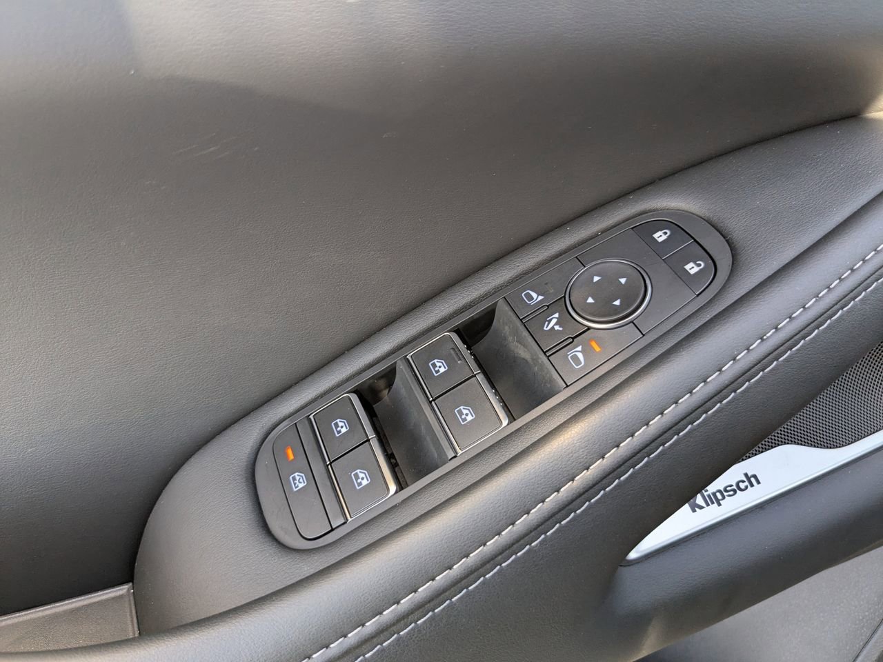 New 2026 INFINITI QX60 Luxe w/ Cargo Package FWD image 14